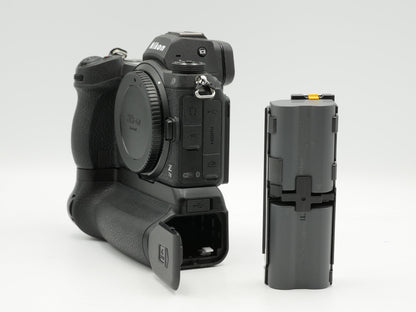 USED Nikon Z7 II w/ MB-N11 (3002183WW)