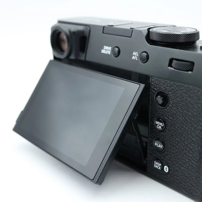 Fujifilm X100VI Black – Excellent Condition – Only 98 Shutter Count