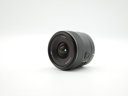 USED Sony E 11mm 1.8 G (S01802760AWW)